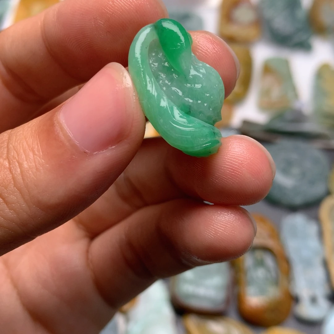 定制翡翠未镶嵌钱翡翠