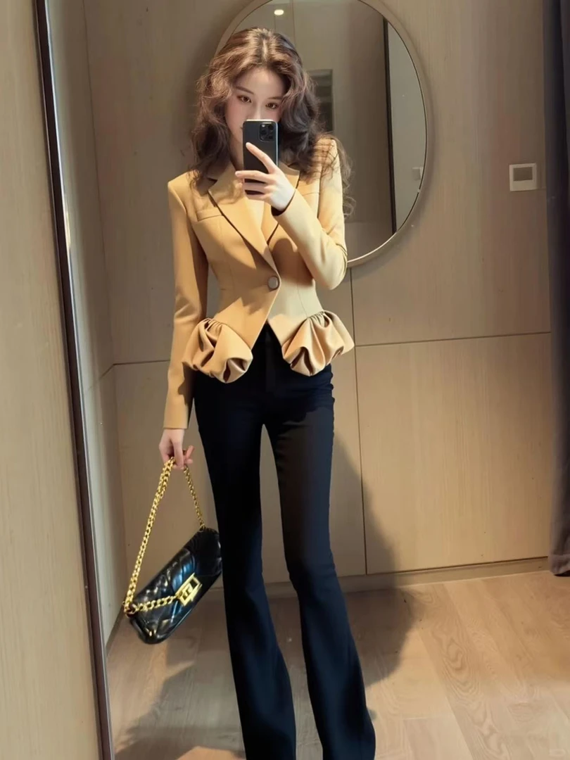 SS5408卡其色短外套女高端时髦洋气独特超好看名媛气质掐腰上衣