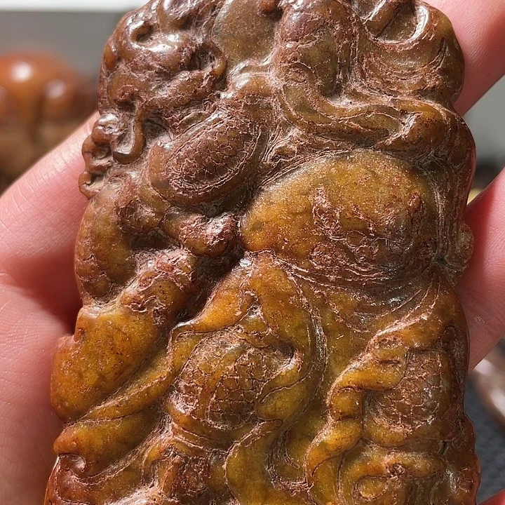 蛇纹石玉未镶嵌挂件