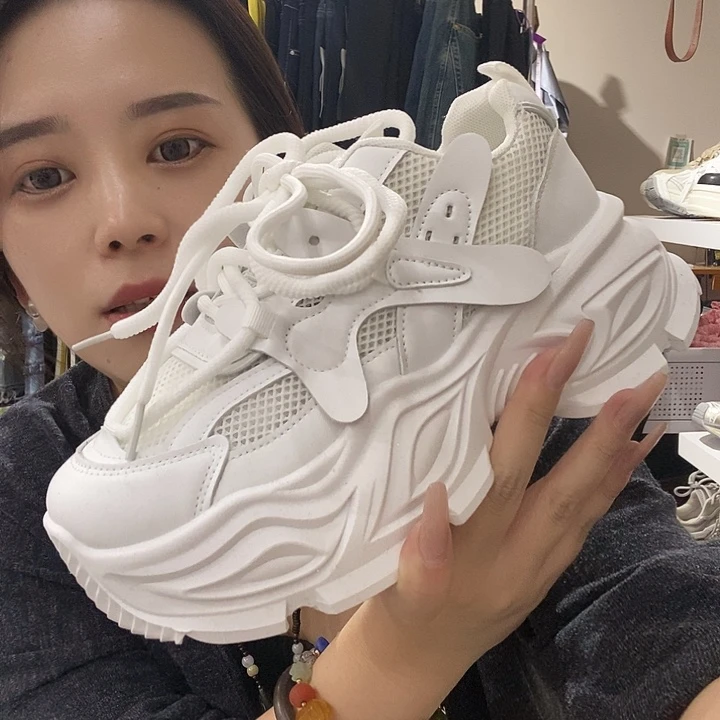 板鞋断码清39码偏小一码