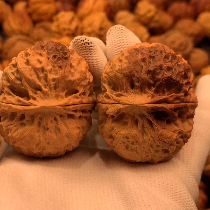 文玩核桃吊坠41……….