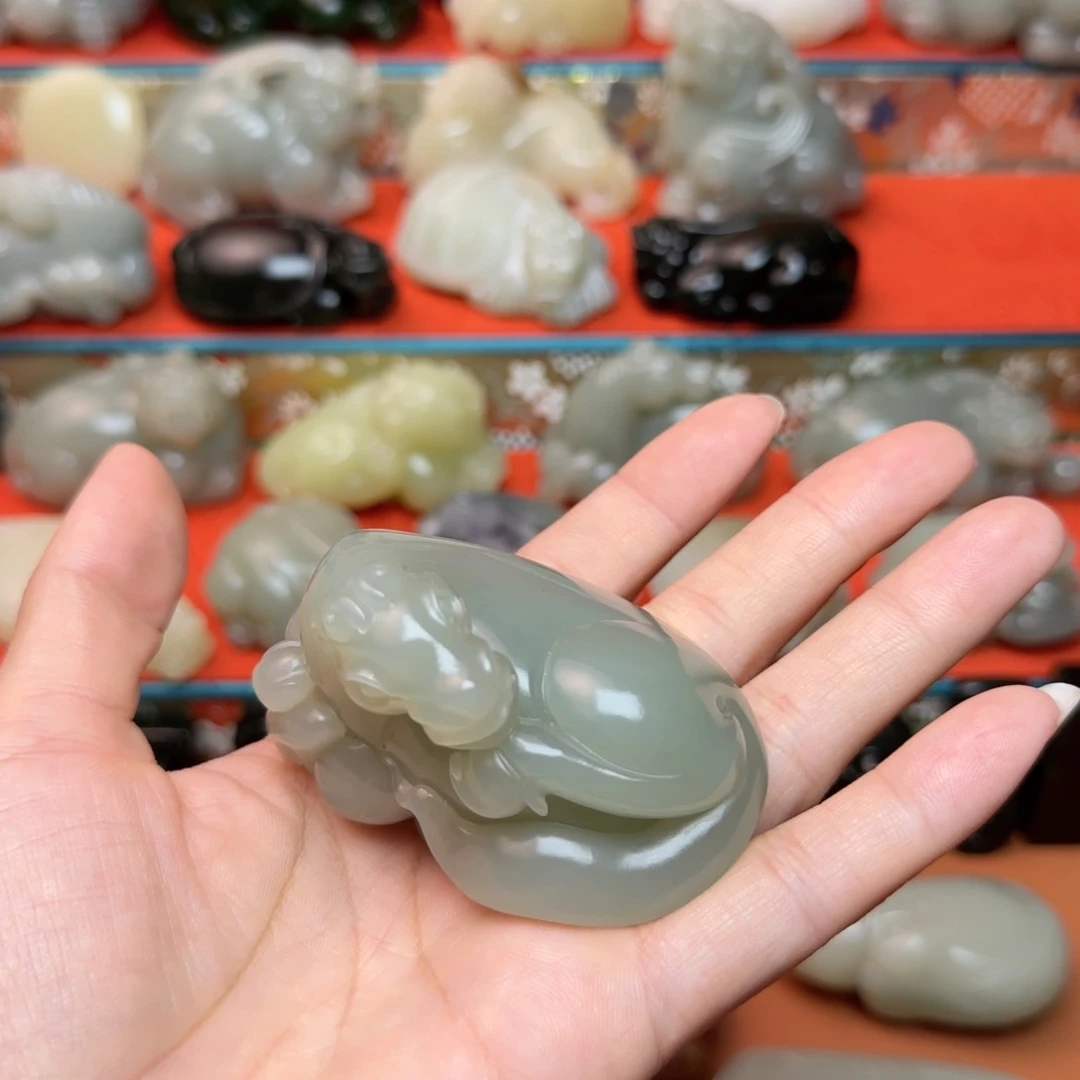 未镶嵌和田玉挂件