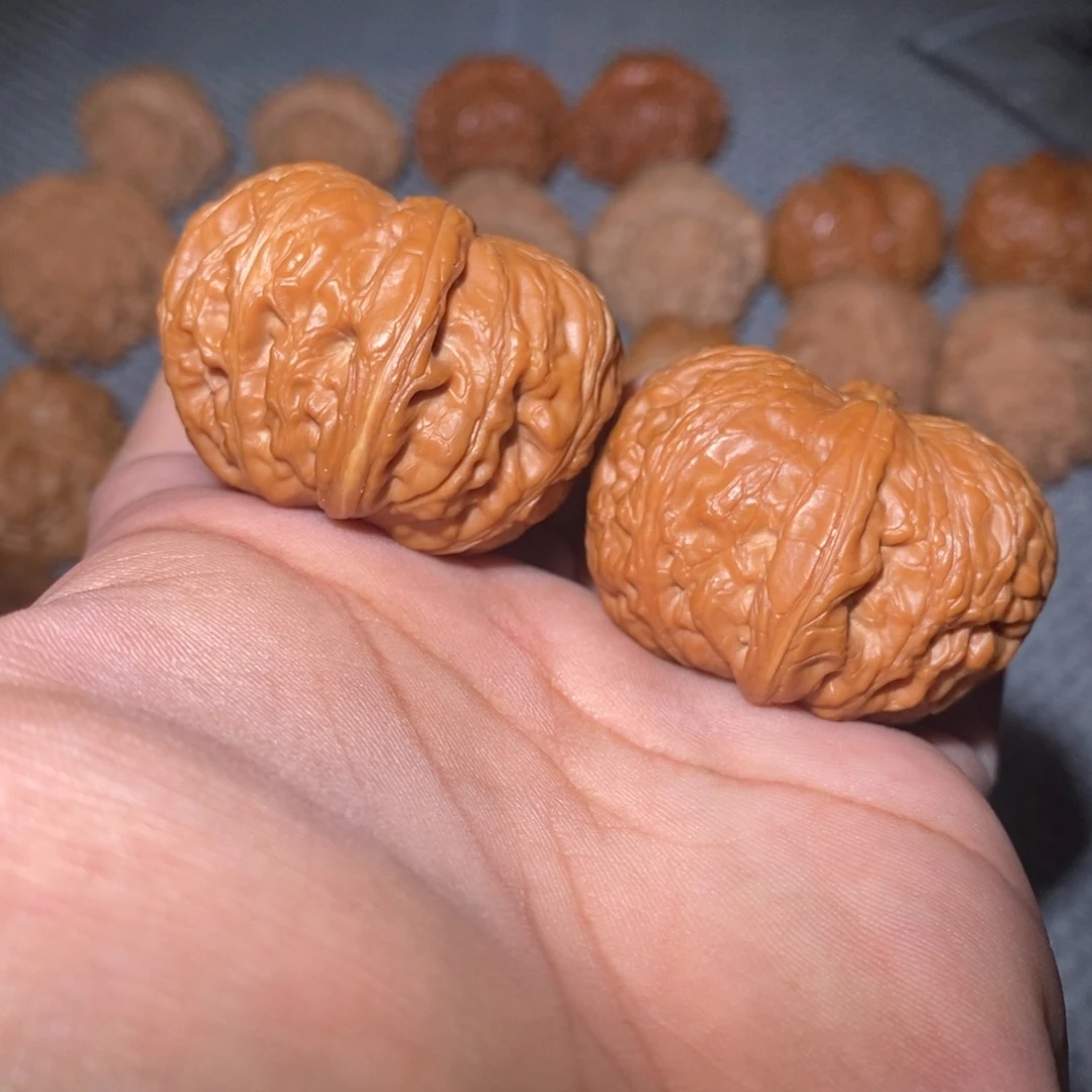 爱***佬42尺元宝。