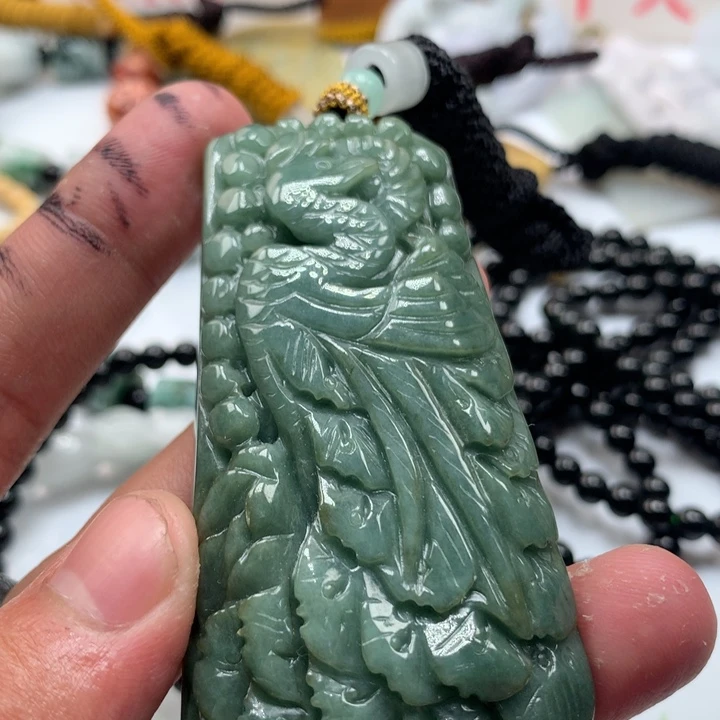 颈饰未镶嵌翡翠保真天然a货翡翠