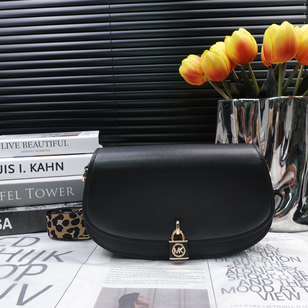 95新 MICHAELKORS/迈克高仕 单肩包/T10238526