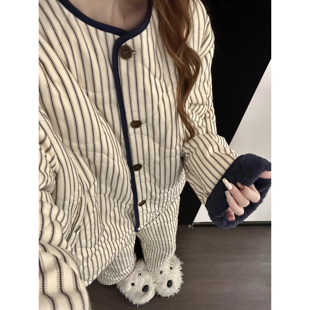 日系简约条纹夹棉睡衣女冬季开衫保暖加绒加厚可外穿家居棉服套装