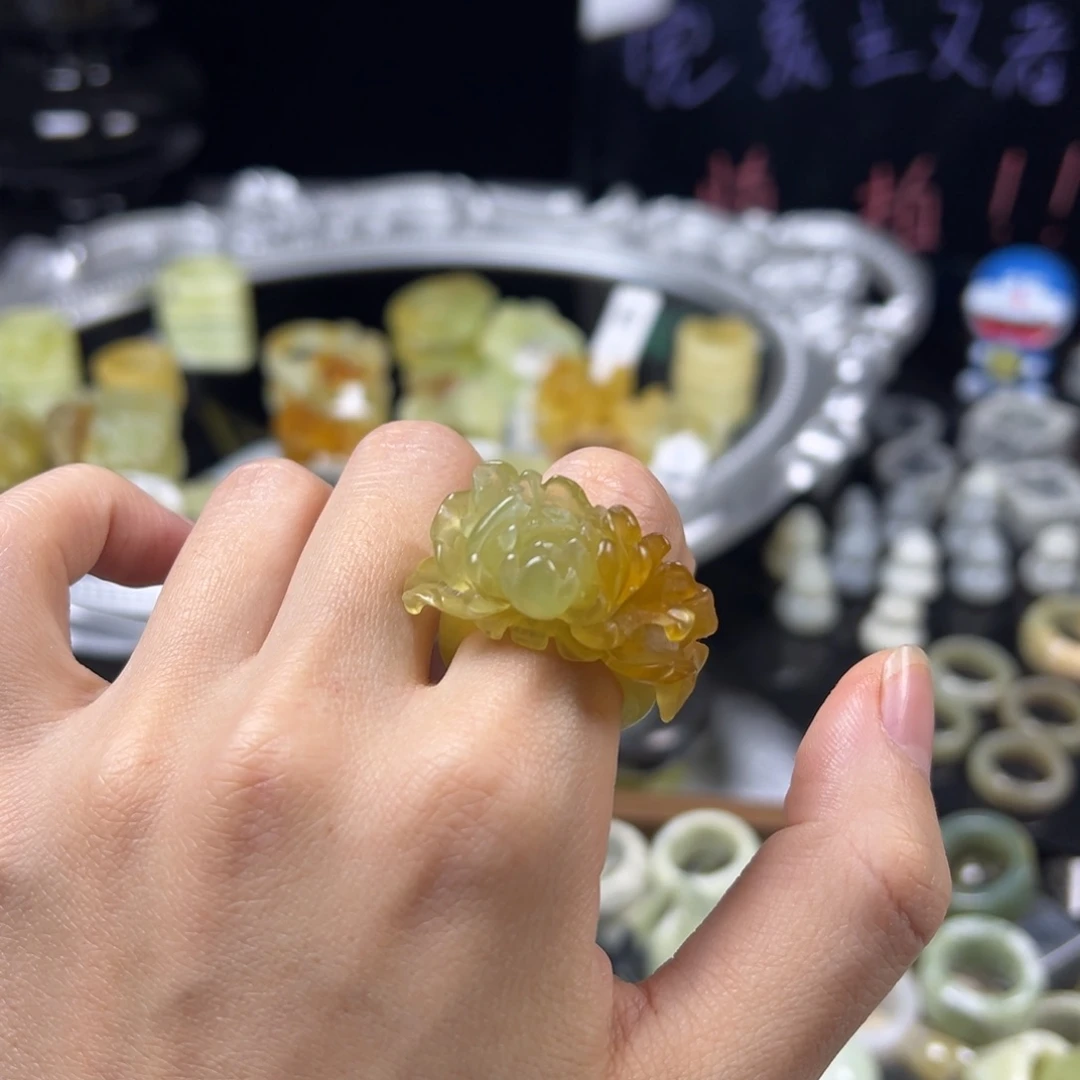 幸***蜗蛇纹石玉未镶嵌戒指