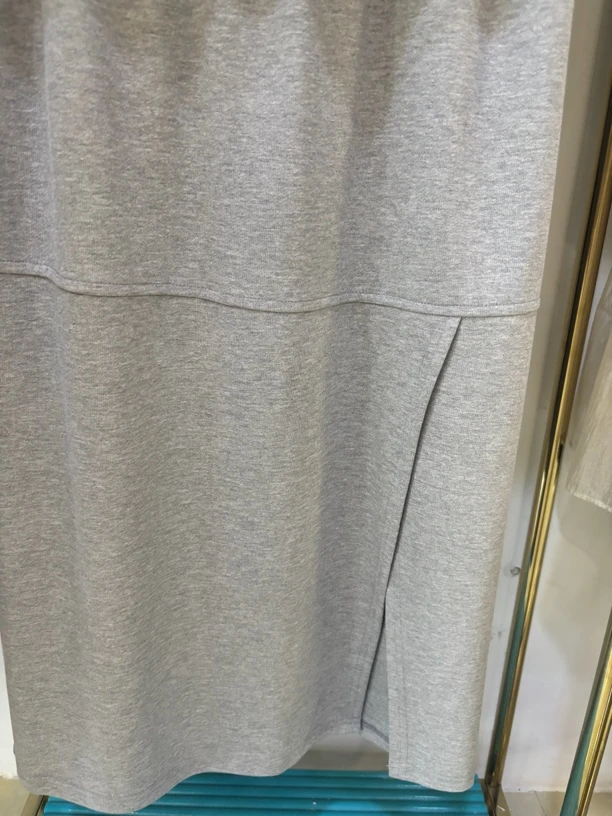 夏季新款时尚运动风圆领宽松套头短袖上衣搭配半身裙女装