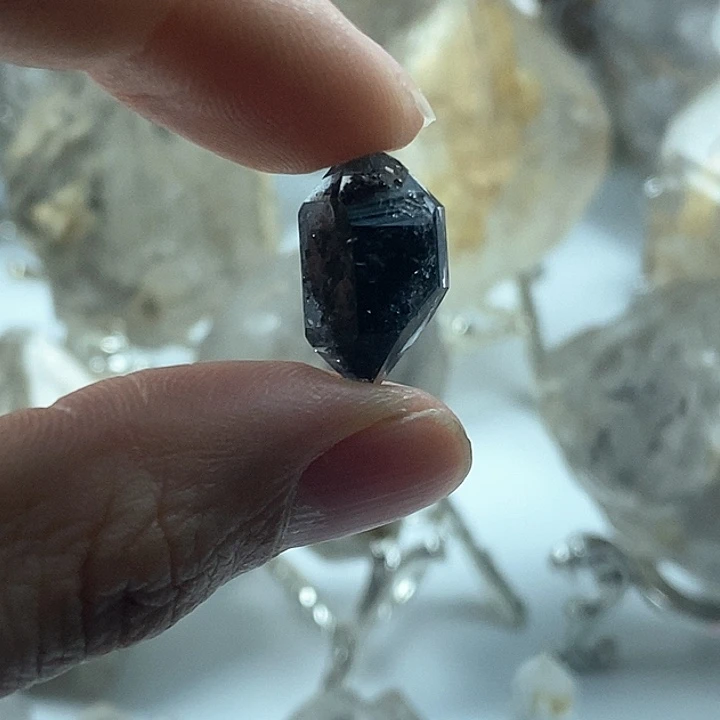 水晶颈饰未镶嵌糖心
