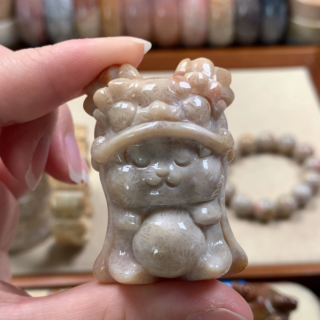 未镶嵌舞狮200漏100/个。03硅化珊瑚（珊瑚玉）