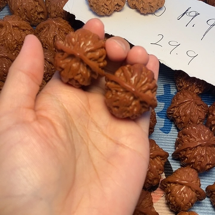 文玩核桃吊坠34苹果