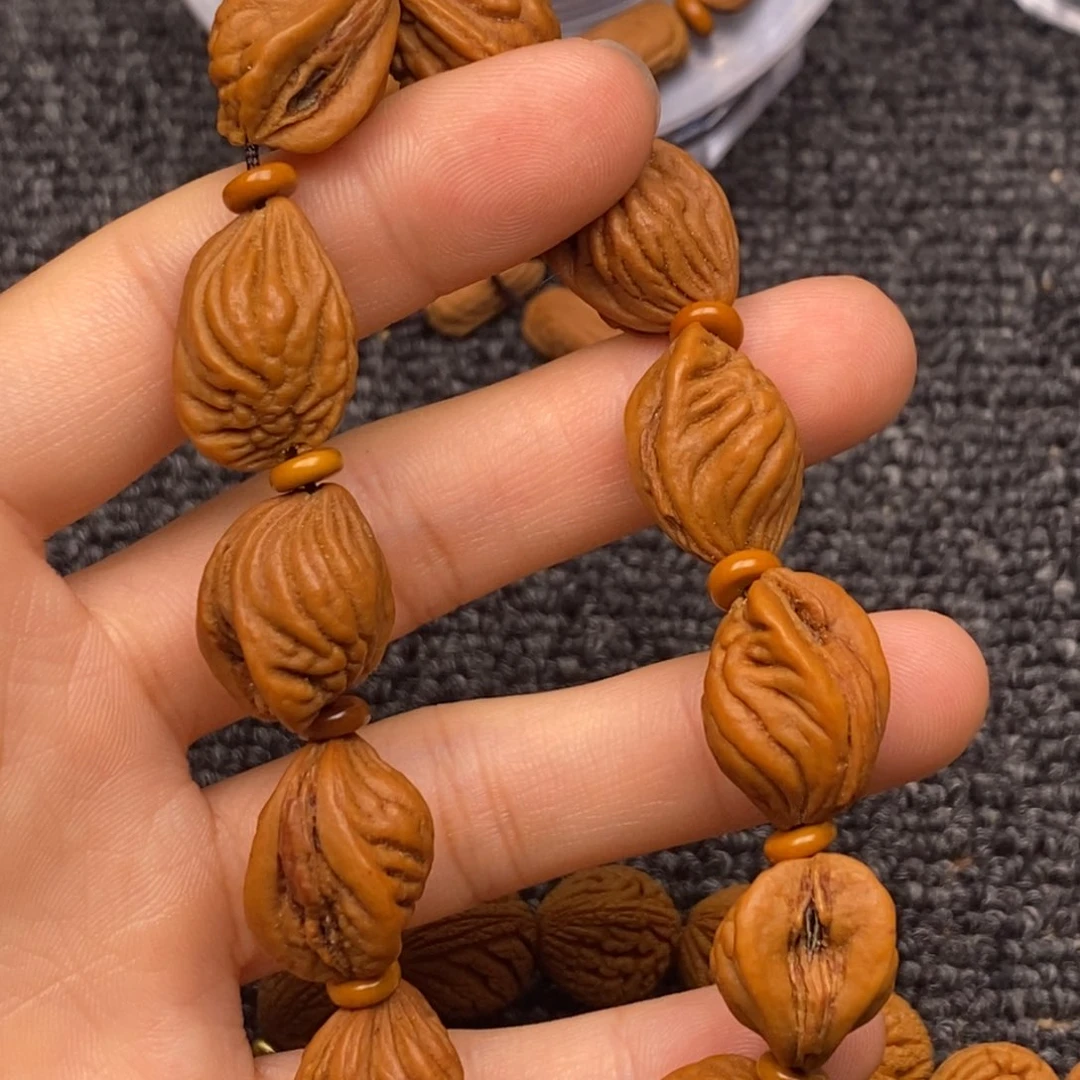 秦岭山脉龙纹桃核