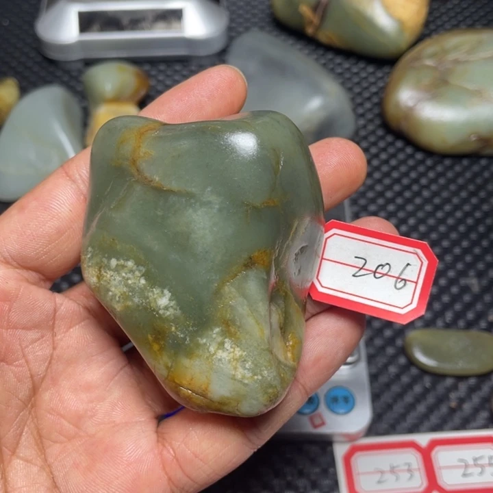 颈饰未镶嵌和田玉206