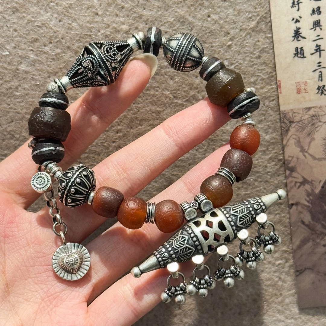 925银手链 S09772 摩洛哥潜水艇红珠花朵银手链女复古百搭民族风