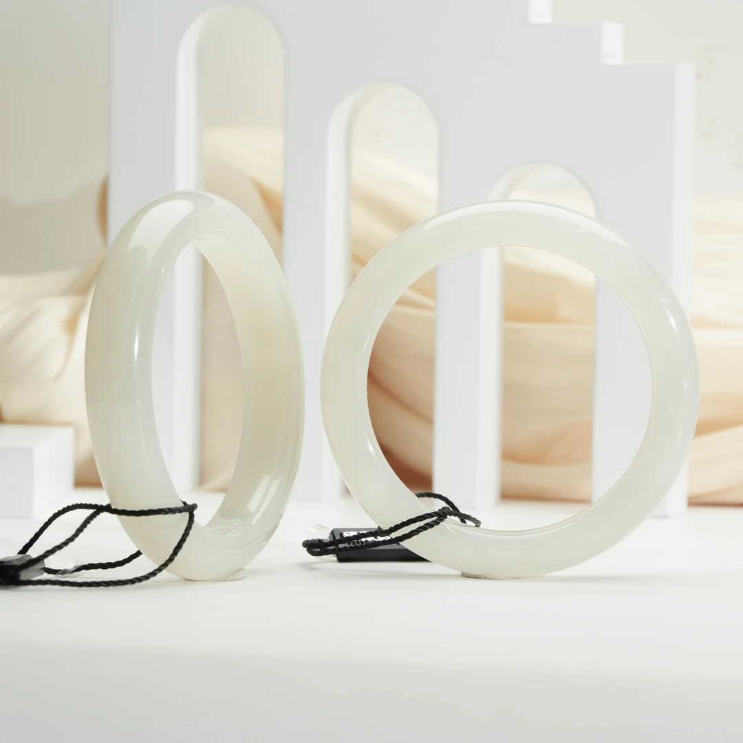 【星浩好物】和田玉手镯QT02H627【多样性发一件】圈口54-60