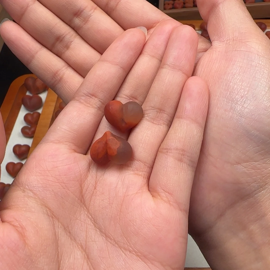 手串未镶嵌南红玛瑙娟****唇打孔不退换