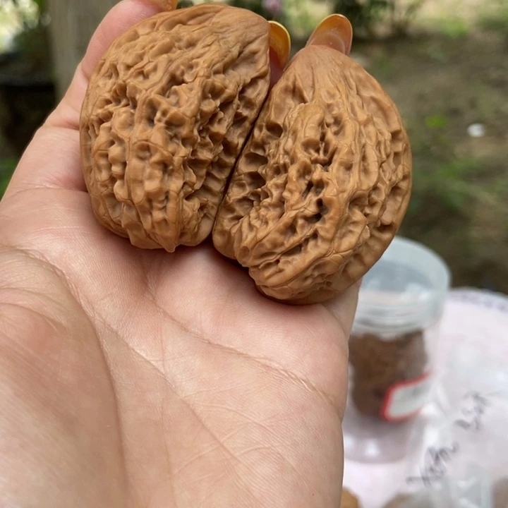 猴头核桃吊坠官帽半壁