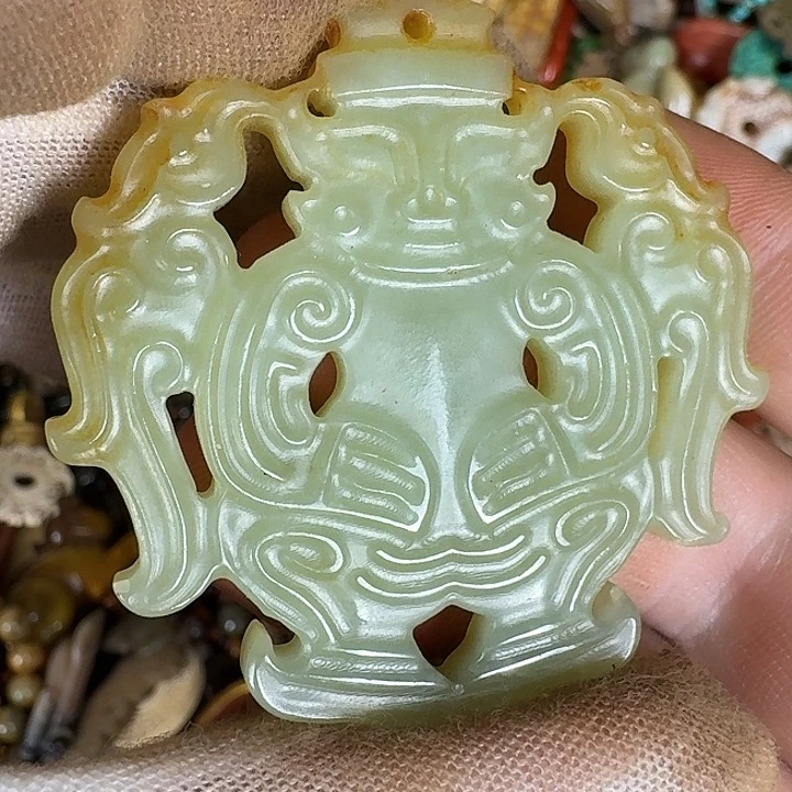 未镶嵌和田玉挂件
