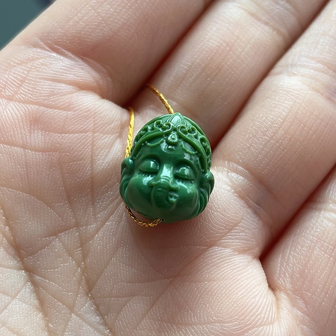绿松石未镶嵌颈饰