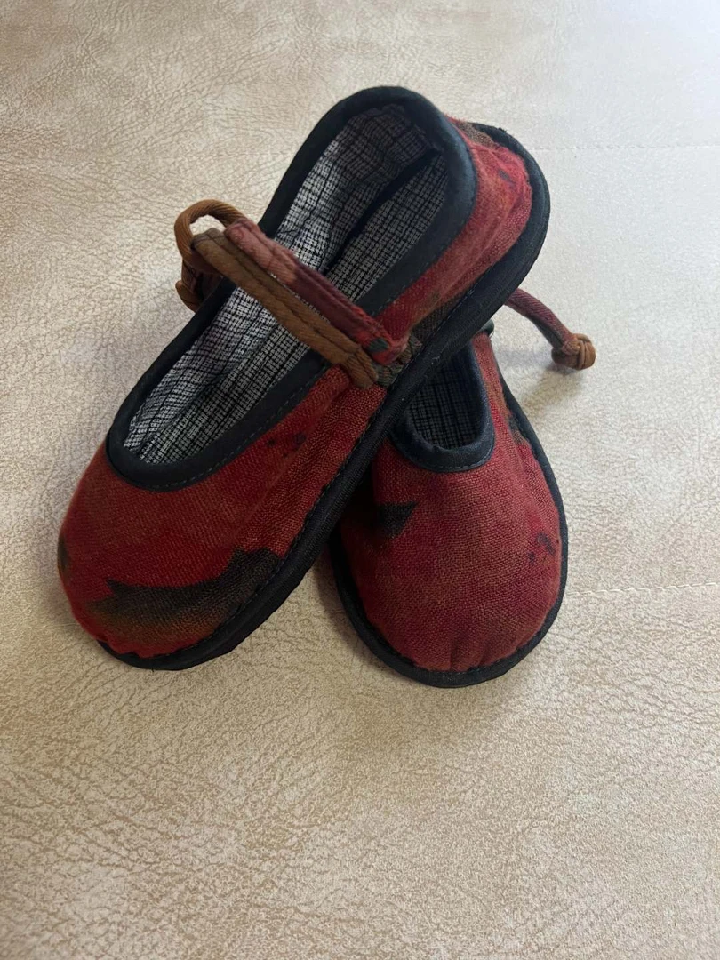 春夏秋香云麻酒红色布复古鞋