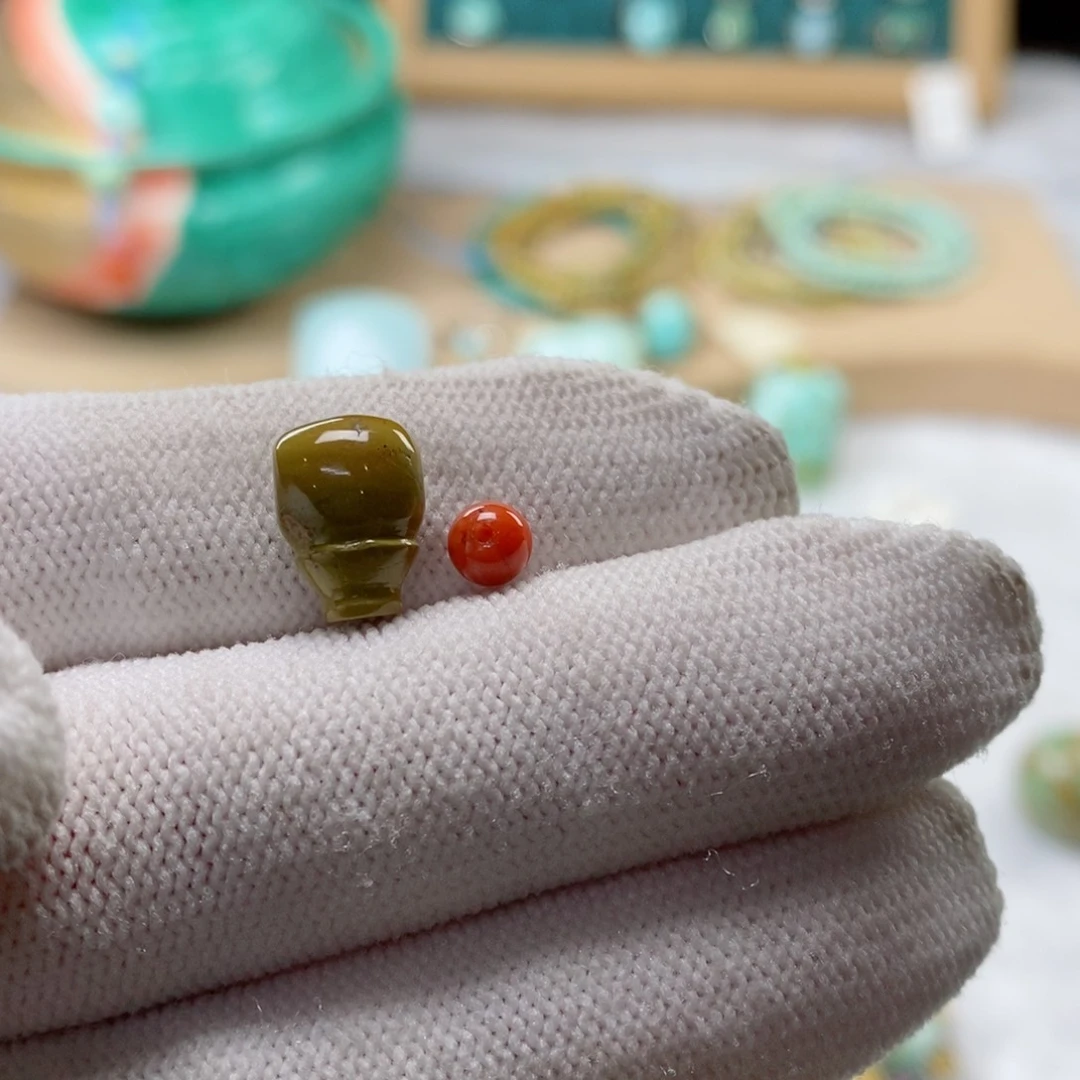 南红玛瑙颈饰未镶嵌