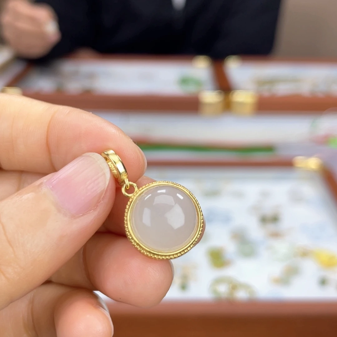 颈饰银S925镶嵌和田玉