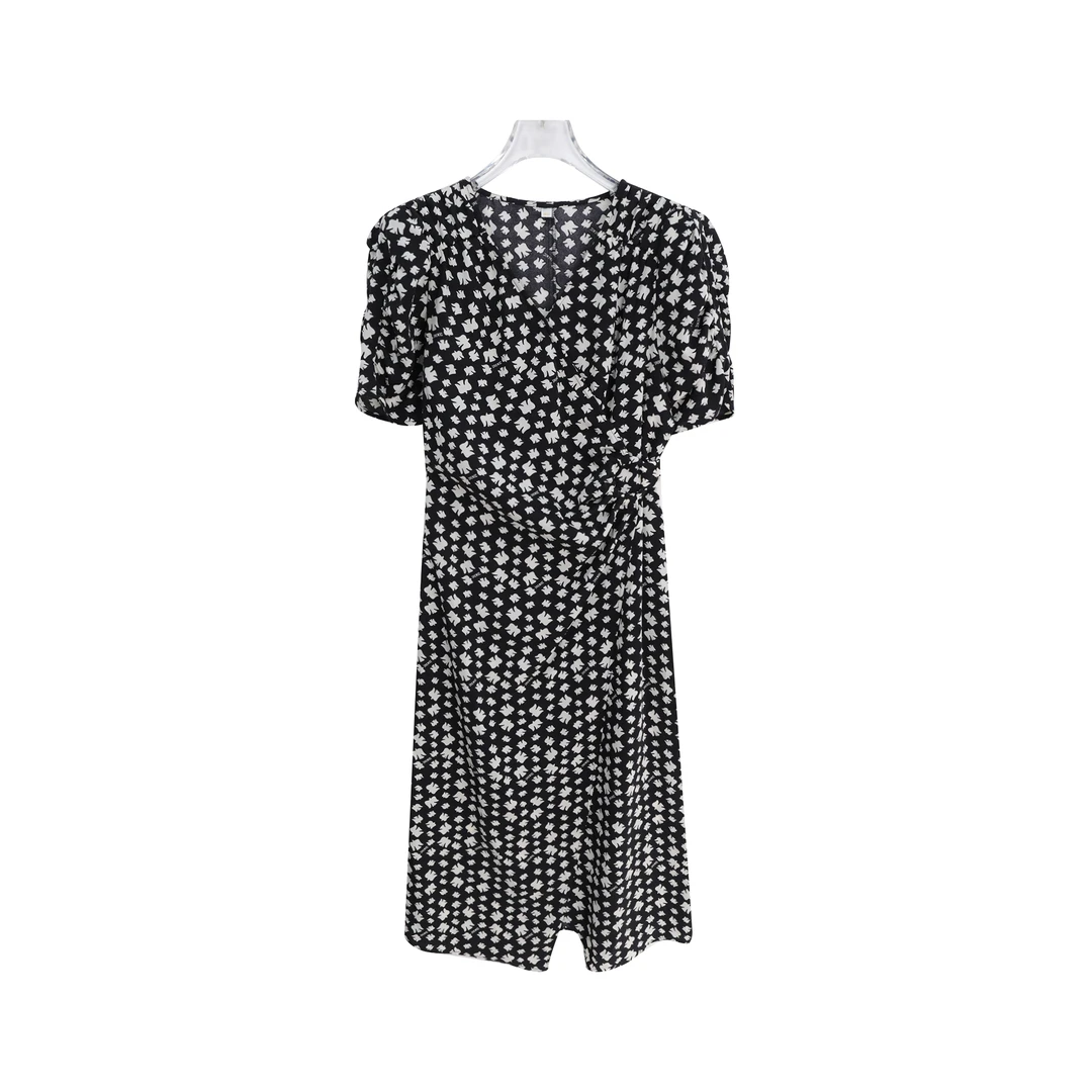 气质修身显瘦套头V领百搭A字连衣裙A13230