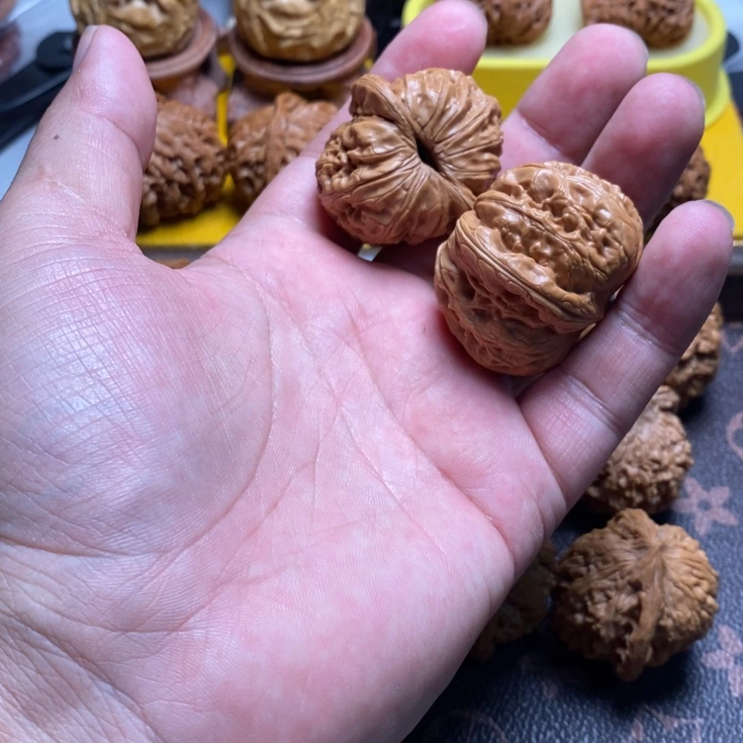 桃核把件崔***肉元宝核桃