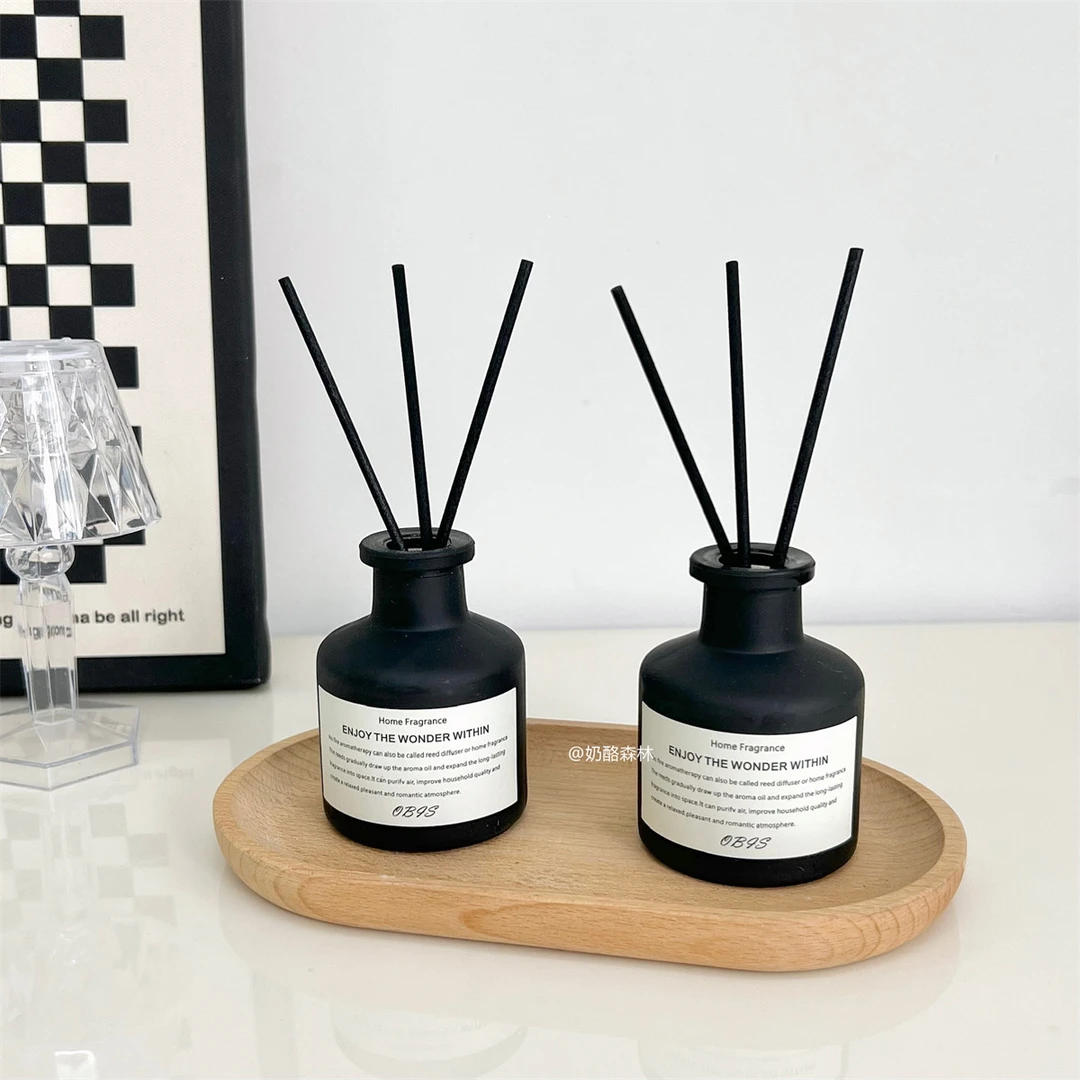 日本DX北欧风无火香薰家用室内摆件持久香氛精油卧室卫生间空气清