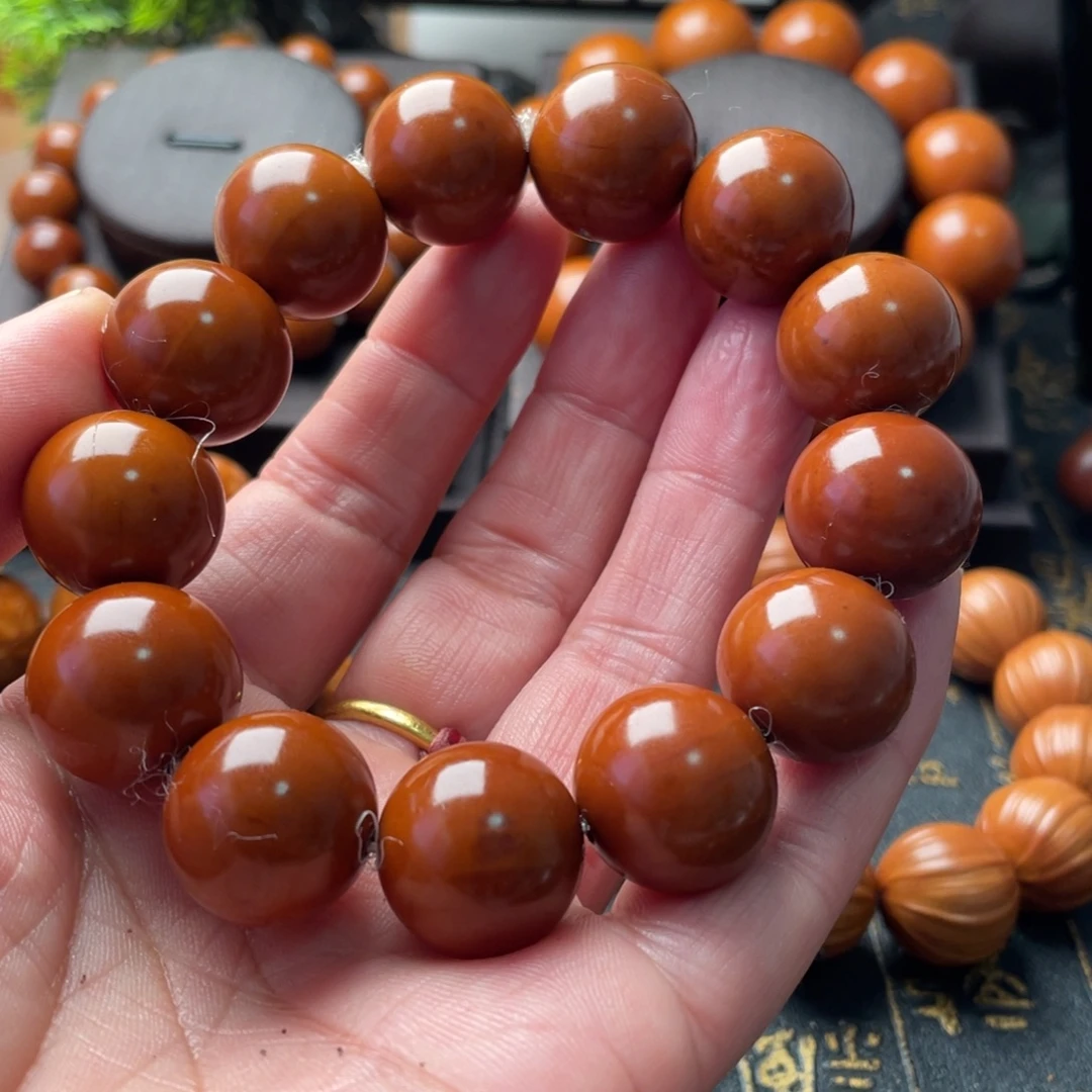 明***博吊坠橄榄核橄榄1.8