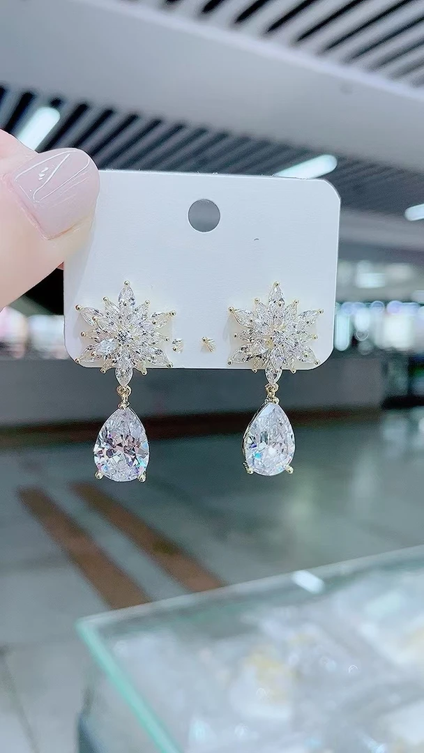 铜合金合成锆石耳饰 1907【晴天轻奢耳饰】