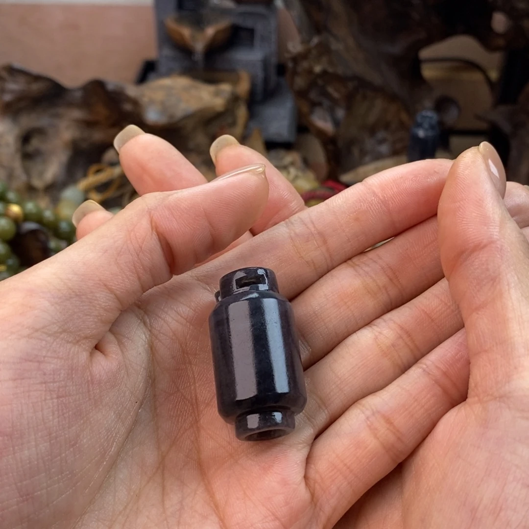 爱***然和田玉未镶嵌颈饰