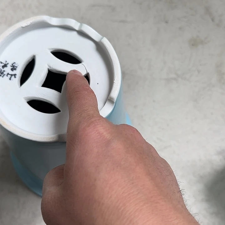 红陶尺寸直径19高24厘米