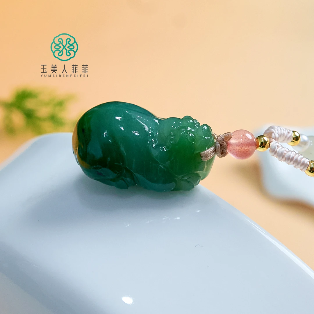 石惑珠宝~和田玉吊坠约14*23mm/多样性发一