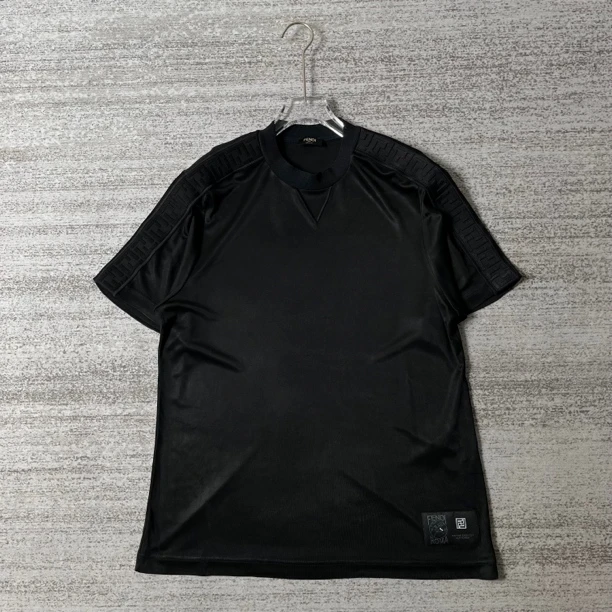 99新 FENDI/芬迪 FF串标圆领短袖/M码#9527