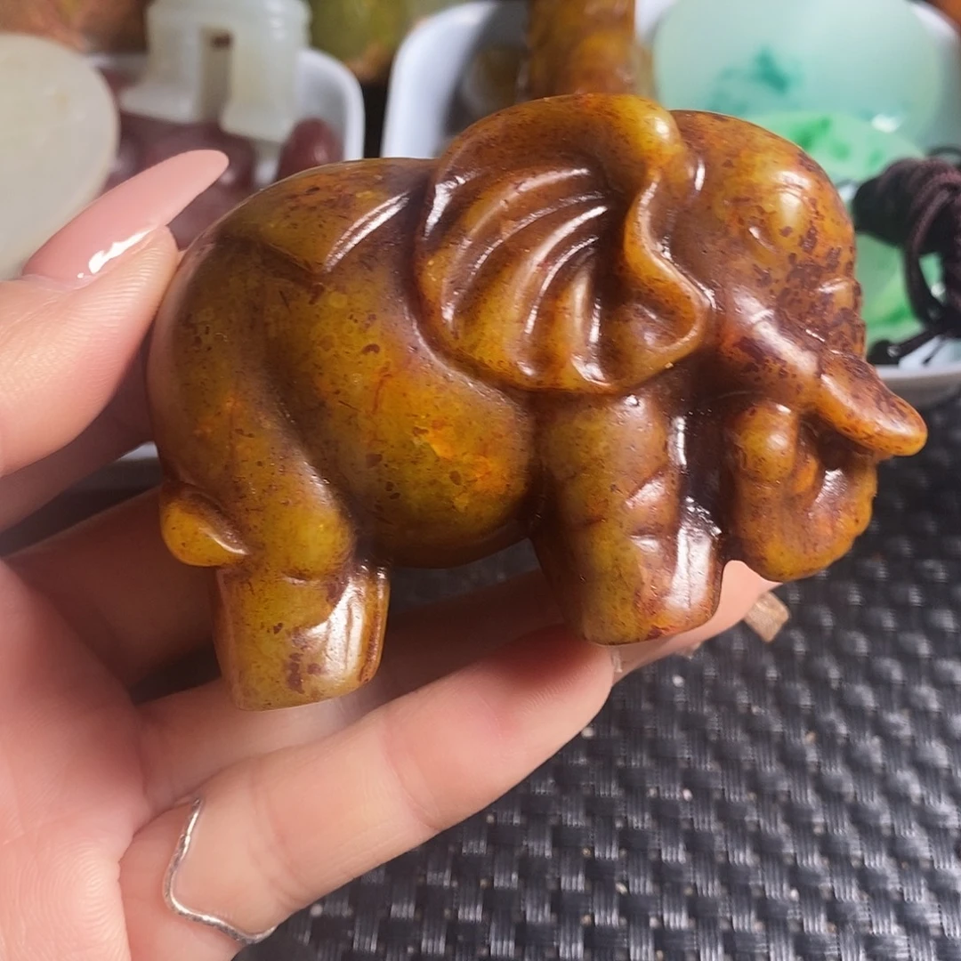 岫玉未镶嵌珠宝奇石