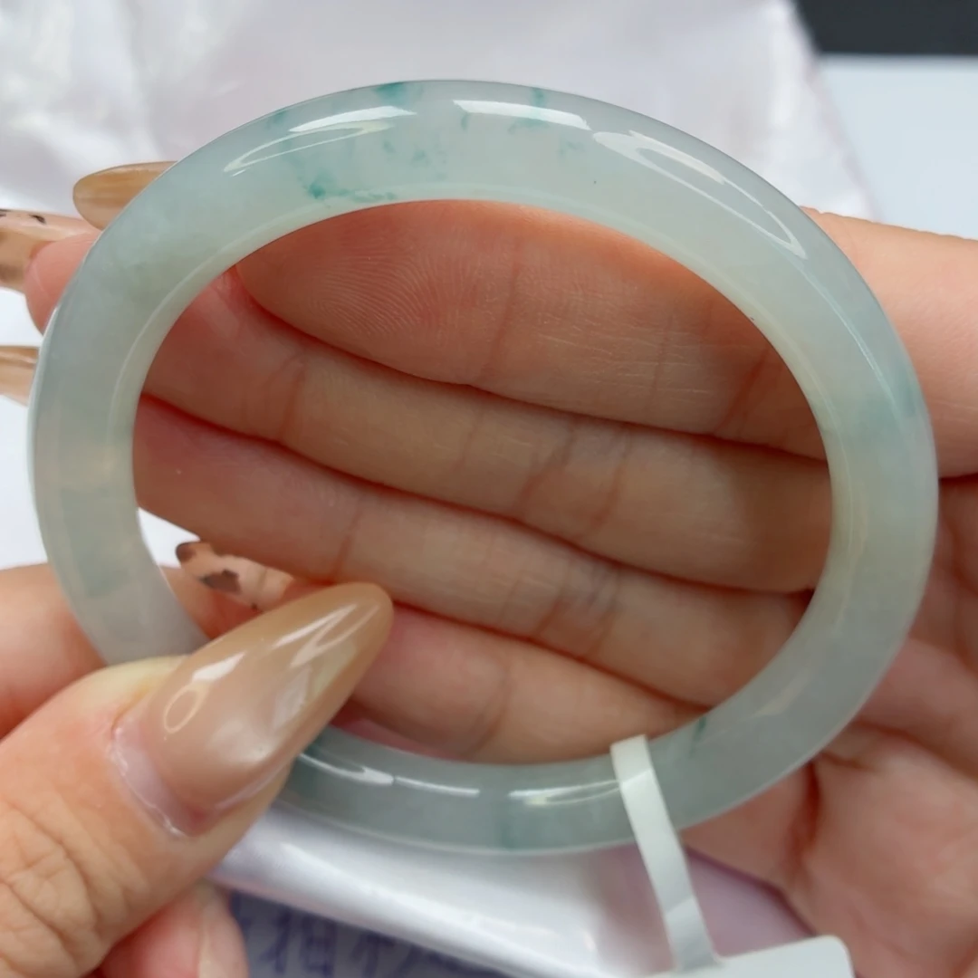 未镶嵌手镯翡翠8