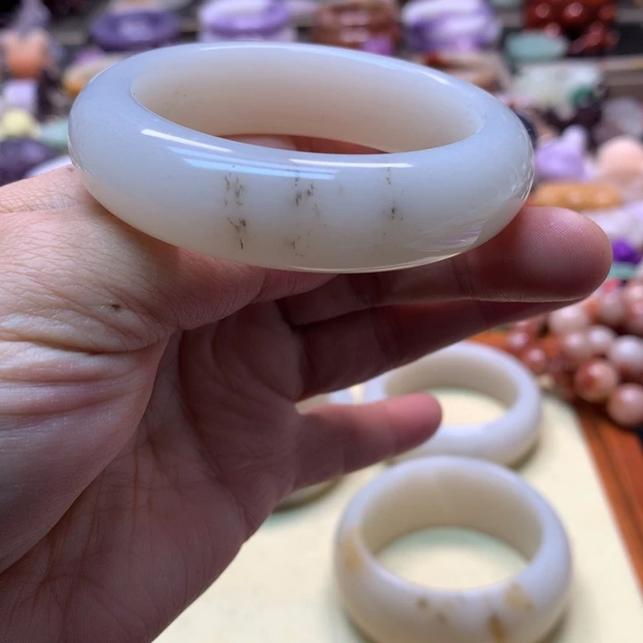 石英岩玉未镶嵌草花51