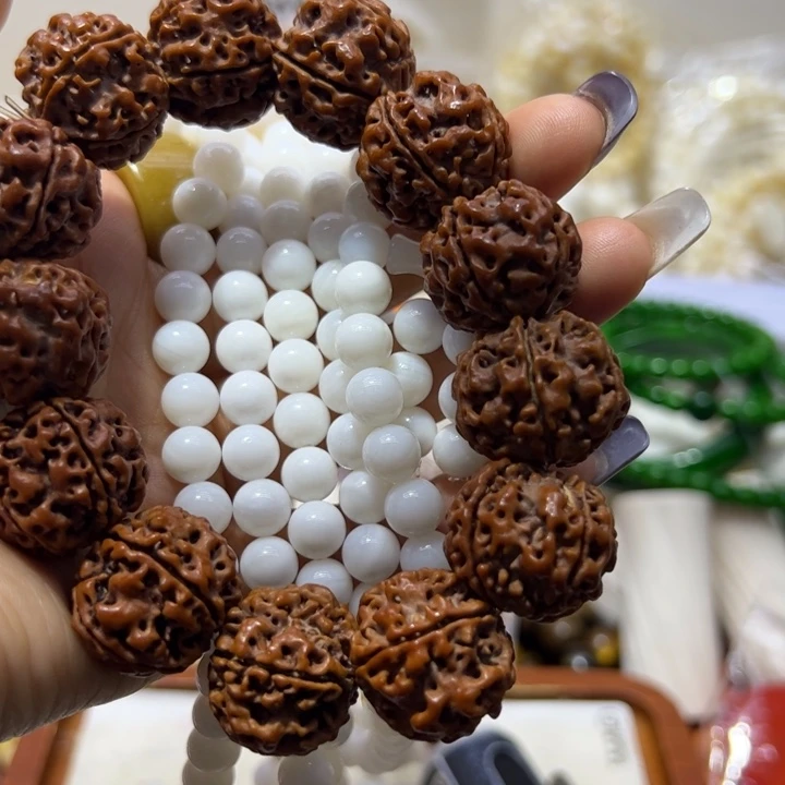 核桃手串/手链0.8/108大白