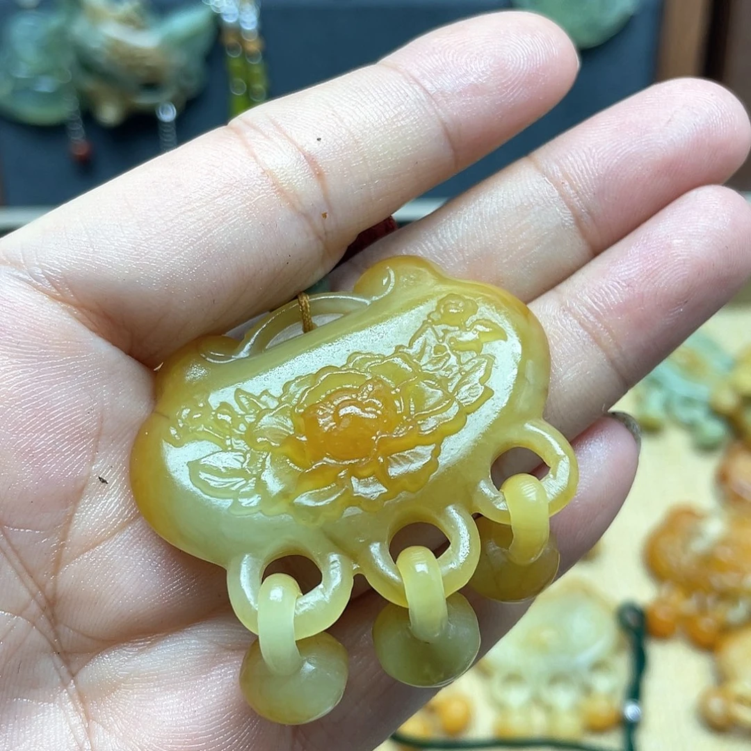 海***星未镶嵌蛇纹石玉颈饰