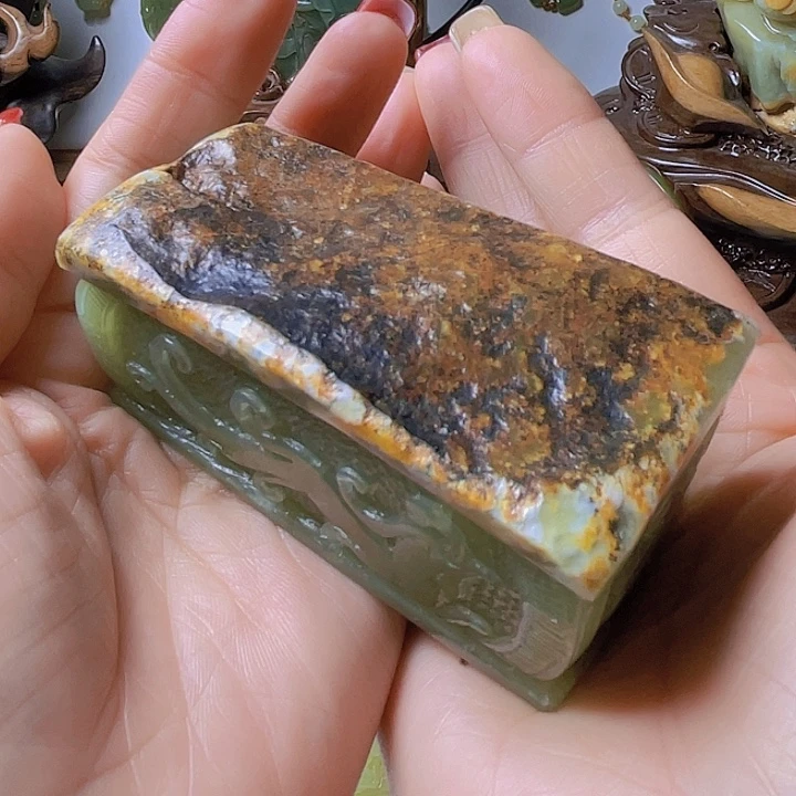 未镶嵌岫岩河磨玉（透闪石质玉）把件?****?