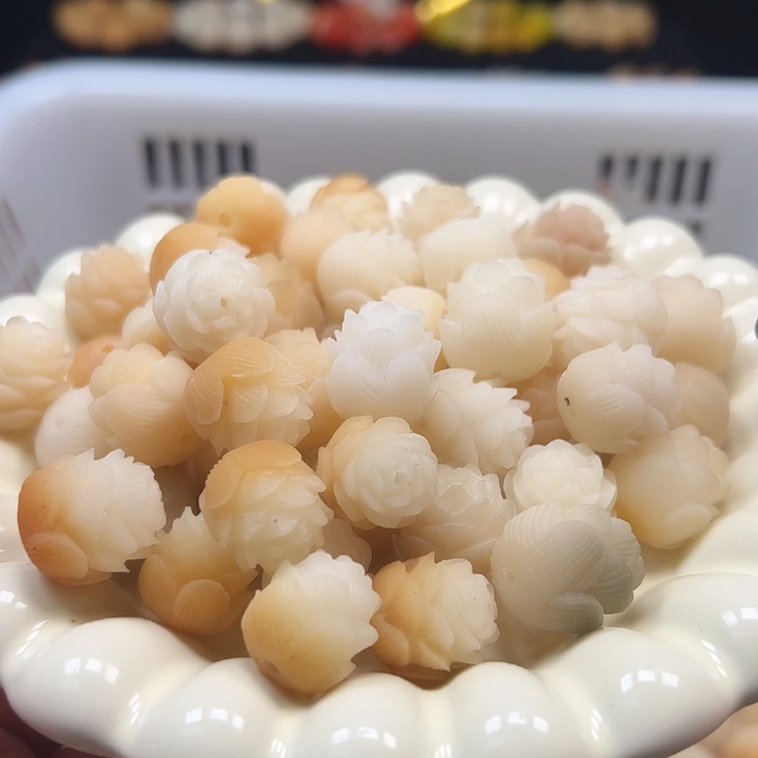 菩提根/象牙果手串瑕疵手修大莲花20颗