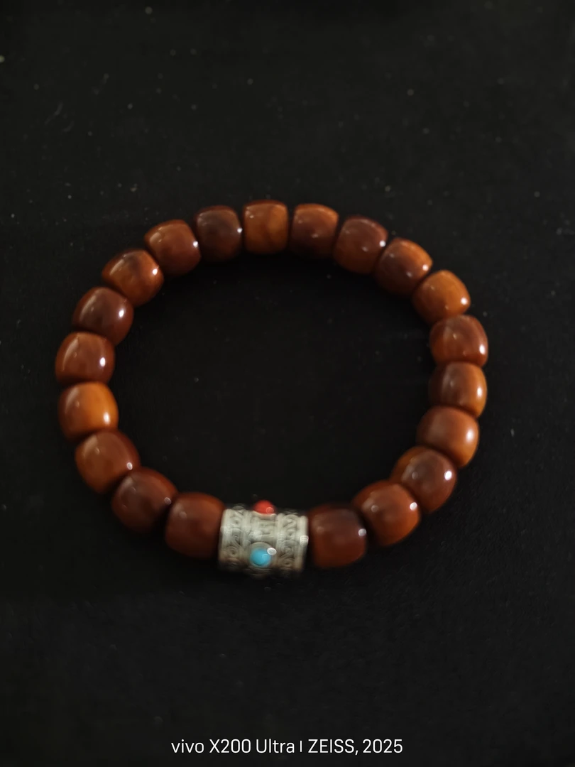 033崖柏老型珠带配饰