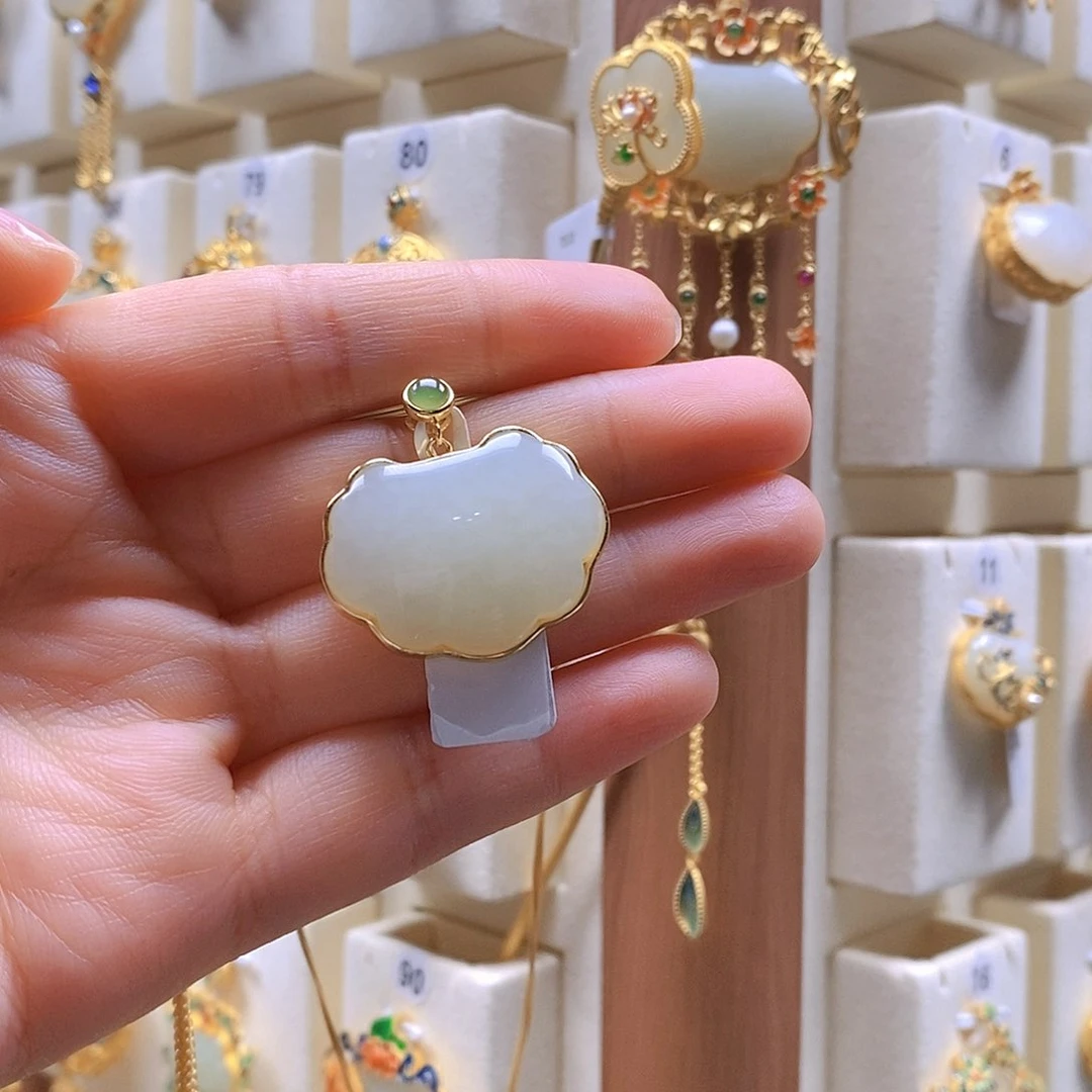 和田玉颈饰银S925镶嵌