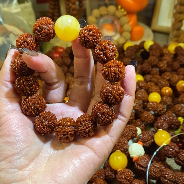 金刚菩提手串186玉化黄