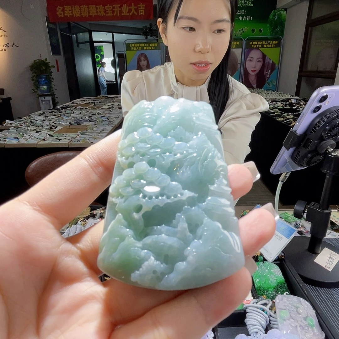 颈饰未镶嵌翡翠一