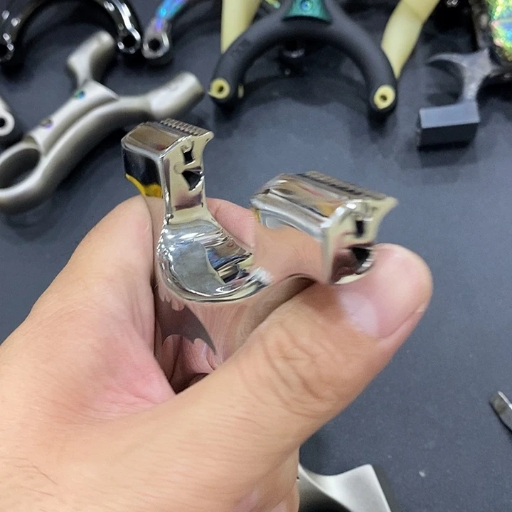 皮***。2953号瑕疵蝙蝠裸弓