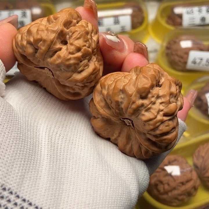 文玩核桃吊坠蛙王把件