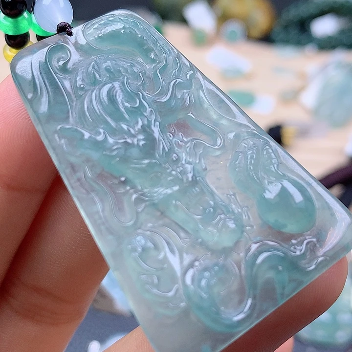 【闪购商品】翡翠颈饰未镶嵌翡翠吊坠