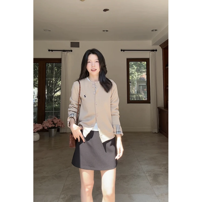 郭九九呢 棉复古慵懒老钱风拼接毛衣开衫高腰显瘦短裙 G925A15203